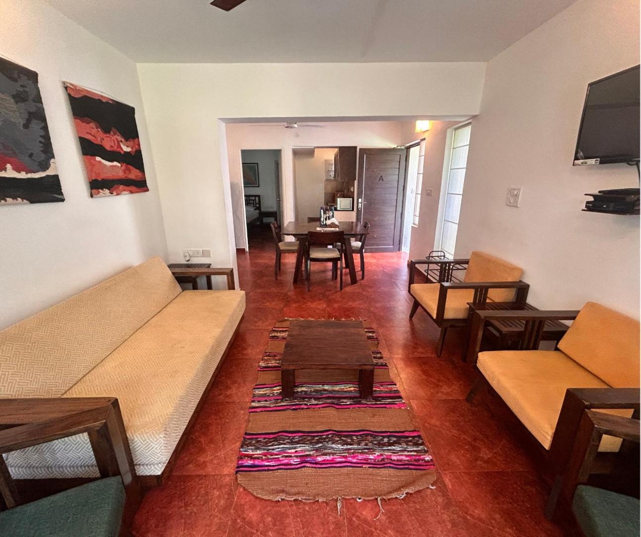 Apartment Jungle Hut-annabelle's At Bernard Simao,calangute,goa